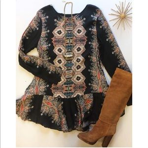 FREE PEOPLE black/TUNIC NEVER BEEN WORN!!!